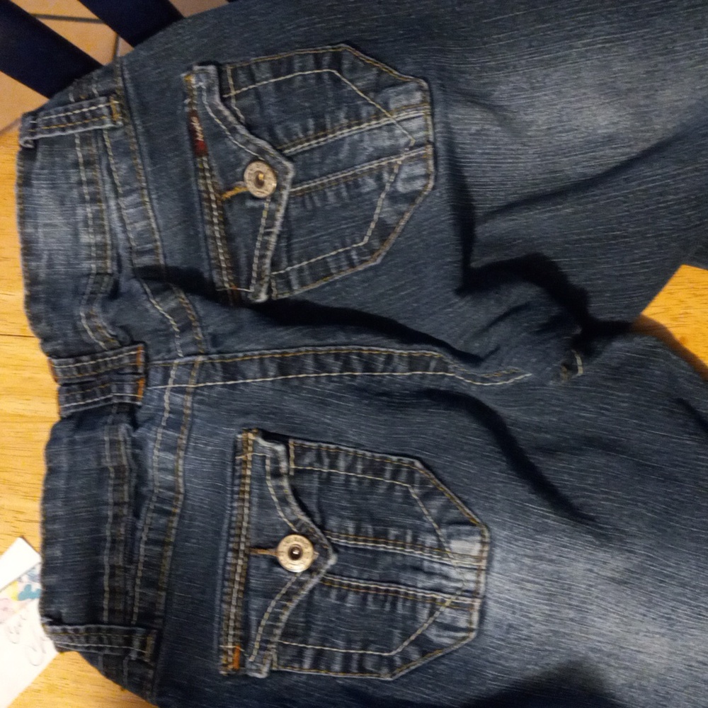 Jeans raw hem super cute - Picture 5 of 7
